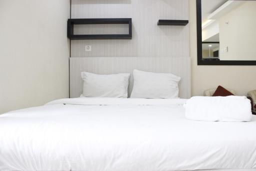 Simply Studio Room The Jarrdin Cihampelas Apartment By Travelio - Housity