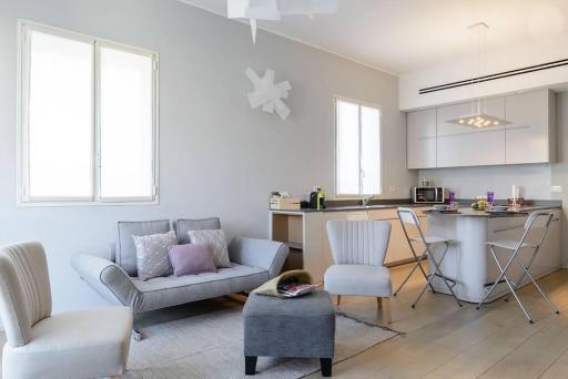 Italian design apartment in Rotchild /habima - Housity