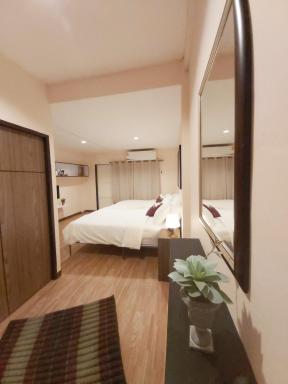 Real Bangkok Guesthouse - Housity