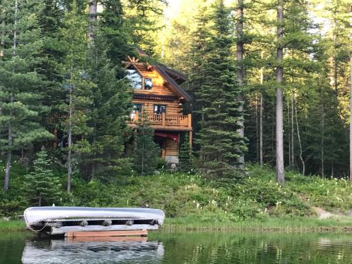 Spacious Cabin on Secluded Lake by West Glacier! - Housity