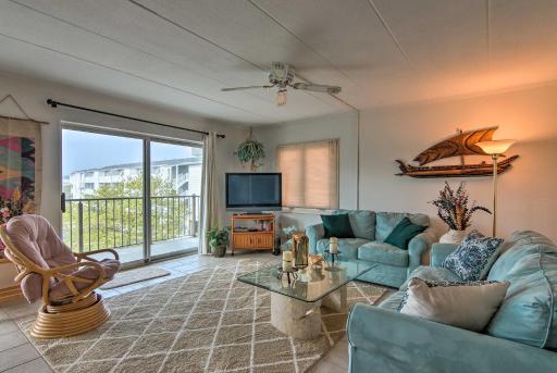 Ocean City Condo with Balcony - Walk to Beach! - Housity