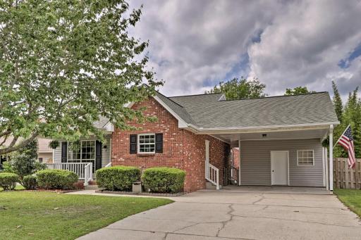 Charming Family Cottage Near Pass Christian Beach! - Housity