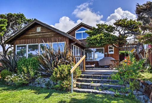 Oceanfront Escape with Pacific Views Surf and Explore - Housity