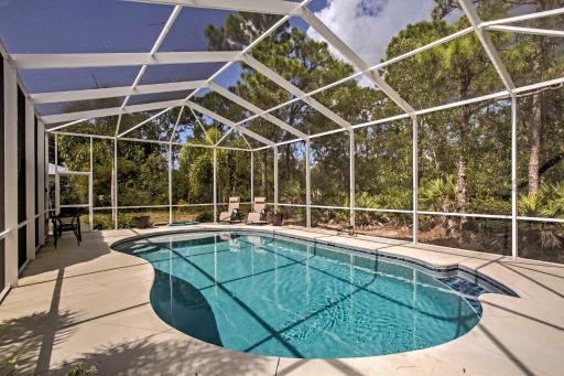 Bokeelia Cottage with Private Pool - Housity