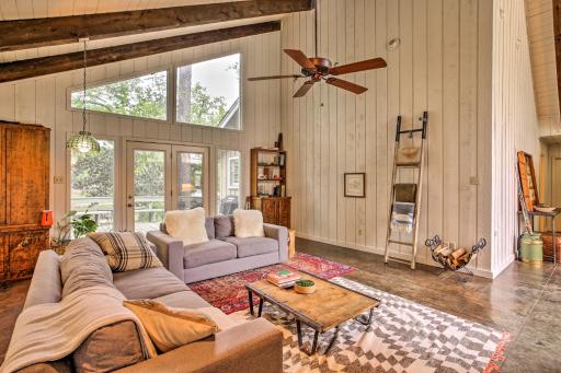 Pet-Friendly Lake Athens Home with Fireplace! - Housity