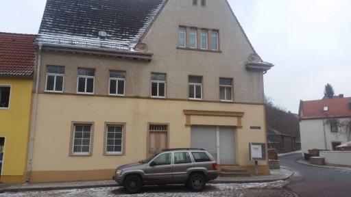Ferienwohnung Wettin am Petersbrunnen - Housity