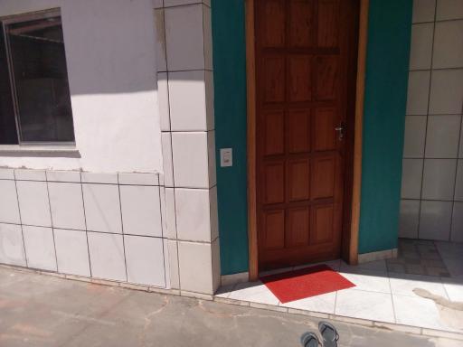 Quarto e sala temporada Gaivotas - Housity