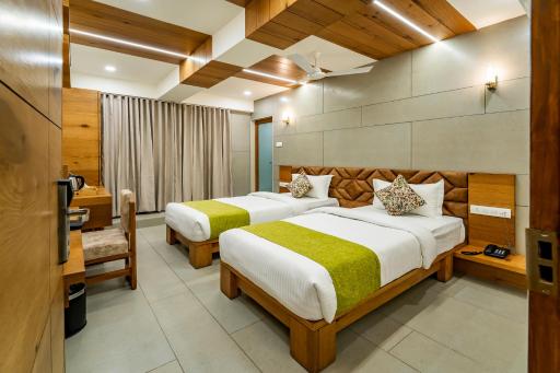 Hotel Pleasant Lake - Hizvo