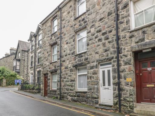 1 Springfield Street - Housity