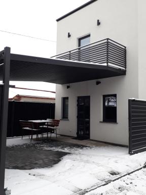 8 Bereznya - Housity