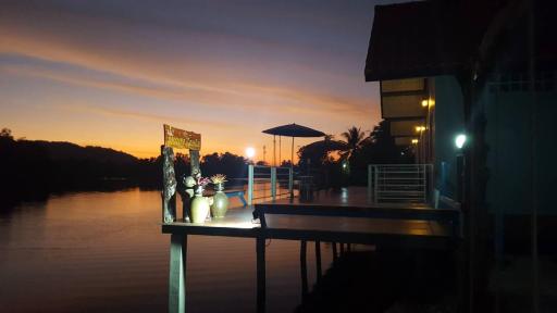 Khum Thong Resort - Housity
