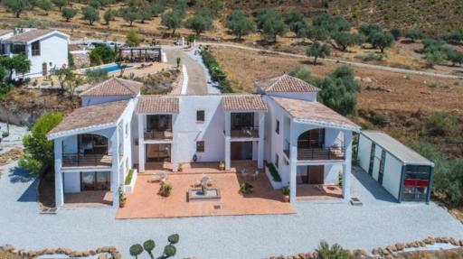 Casa Arts guest rooms - Housity