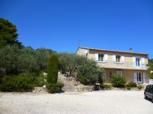 Villa de Thouzon - Housity