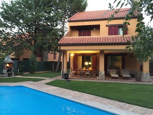 Casa Navalafuente-Madrid Sierra Norte - Housity