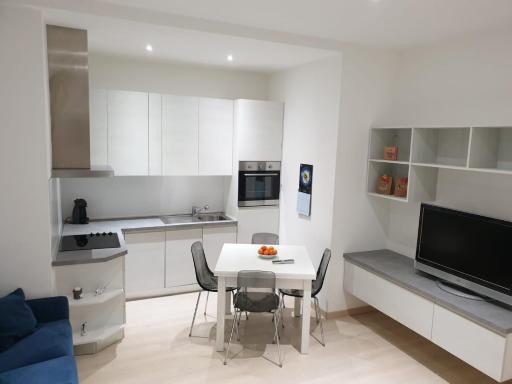 Blu's Apartment sul Talvera - Housity
