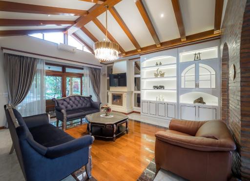 Modern Love Villa - Housity