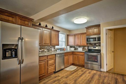 Pueblo House by Riverwalk, 2 Miles to Fairgrounds! - Housity