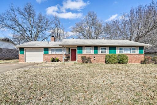 Norman Home with Yard, Walk to Park and OU Campus! - Housity