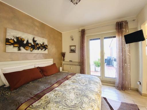 Rome Skyline Suite - Housity