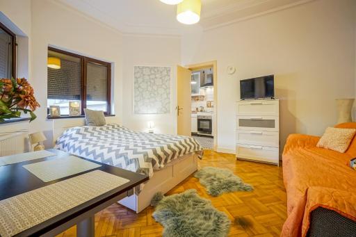 Victoriei Blue - Housity
