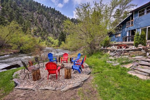 Rapid Creek Waterfront Cabin in Black Hills! - Housity