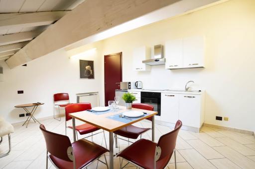 V12 Apartments - Vittoria 12 - Housity