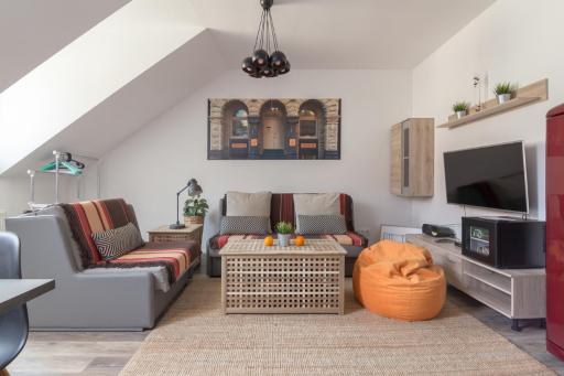 Apartment Lona - Housity