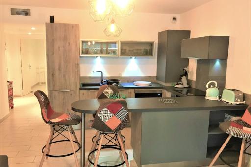 Centre Juan les Pins - Housity
