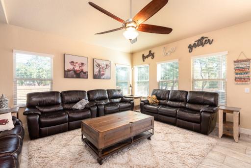 Lackland Landing - A Birdy Vacation Rental - Housity