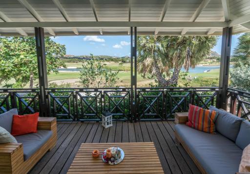 Blue Bay Beach Villa at Pool and Golfcourse - Housity