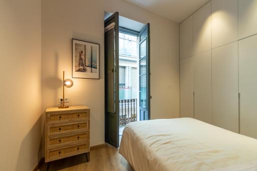 Balmis Plaza Apartments - Housity