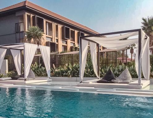 The Peem Hotel - Housity