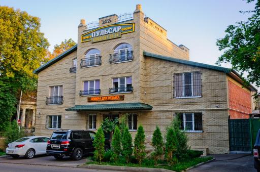 Pervy Dohodny Dom Korpus A - Housity