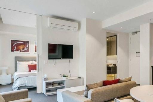 Luxury 2 bdrm in Watson at Walkerville with Balcony, FREE carpark, near Adelaide CBD - Housity
