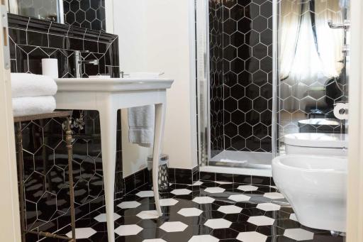Flor in Florence - Housity