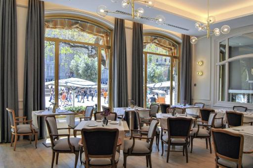 Colón Hotel Barcelona - Housity