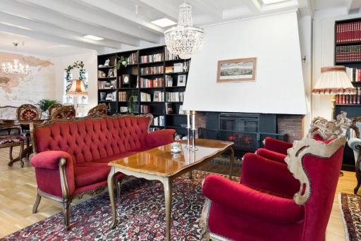Pilegrimsgården Hotell og Gjestegård - Housity