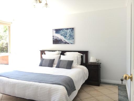Fox Farm - Entire House Sleeps 12 ppl - Housity