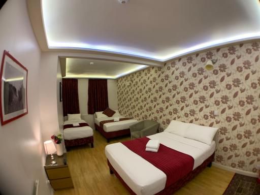 Barking Hotel - Housity