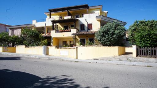 Il Giardino dei Limoni Apartment - Housity