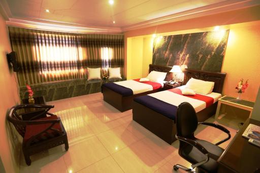 Eastern House - Peaceful Living at Diplomatic Zone - Housity