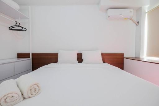 Town View 1BR at Patraland Urbano Apartment By Travelio - Housity