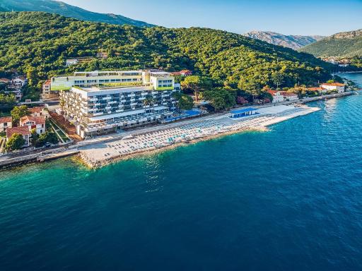 Carine Hotel Park - Housity