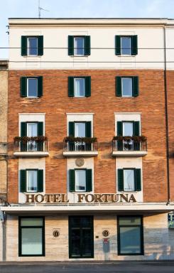 Hotel Fortuna - Housity