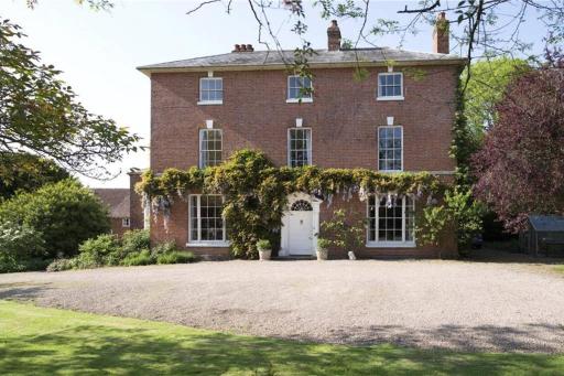 The Priest Hole at The Old Rectory, Cradley - Housity