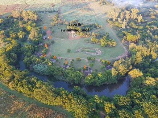 Little Swift Chalets - Housity