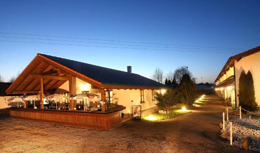 PAGA Hotel - Housity