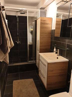 Pension Edelweiss, apartment Amsterdam 4-6 pers - Housity