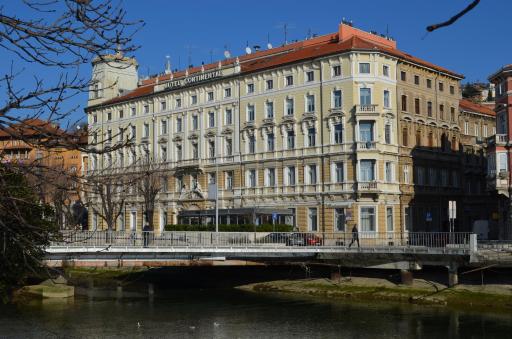 Rooms & Apartments Infinity - Housity