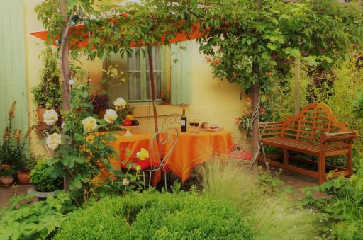 Maison Au Jardin - Housity